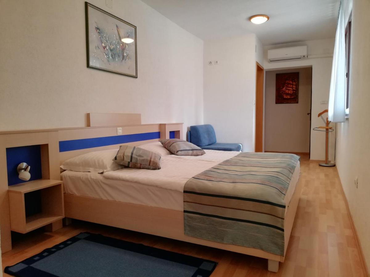 Apartments With A Parking Space Rabac, Labin - 13151 ภายนอก รูปภาพ